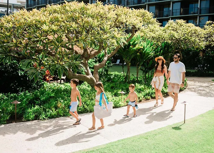 Outrigger Kaʻanapali Beach Resort